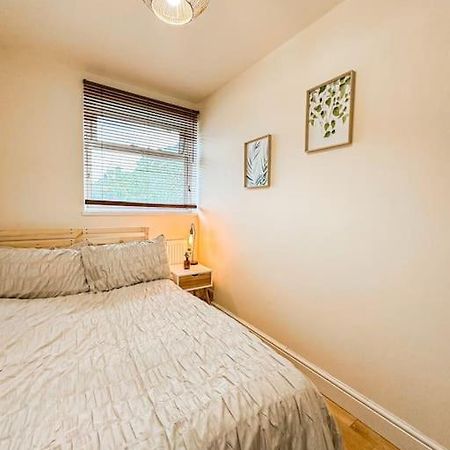 לונדון Bright & Spacious Split Level Flat In Kennington מראה חיצוני תמונה