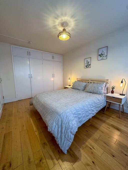 לונדון Bright & Spacious Split Level Flat In Kennington מראה חיצוני תמונה