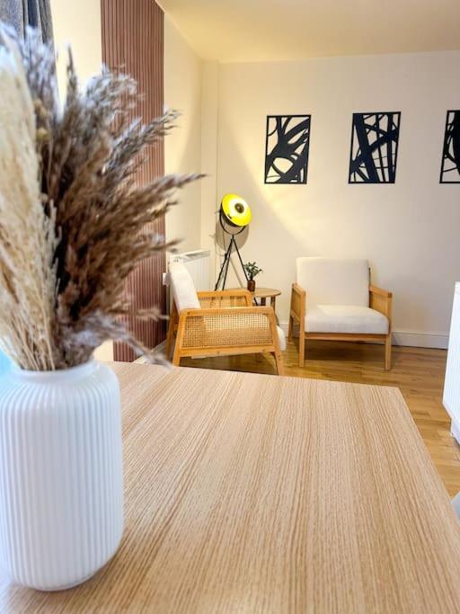 לונדון Bright & Spacious Split Level Flat In Kennington מראה חיצוני תמונה